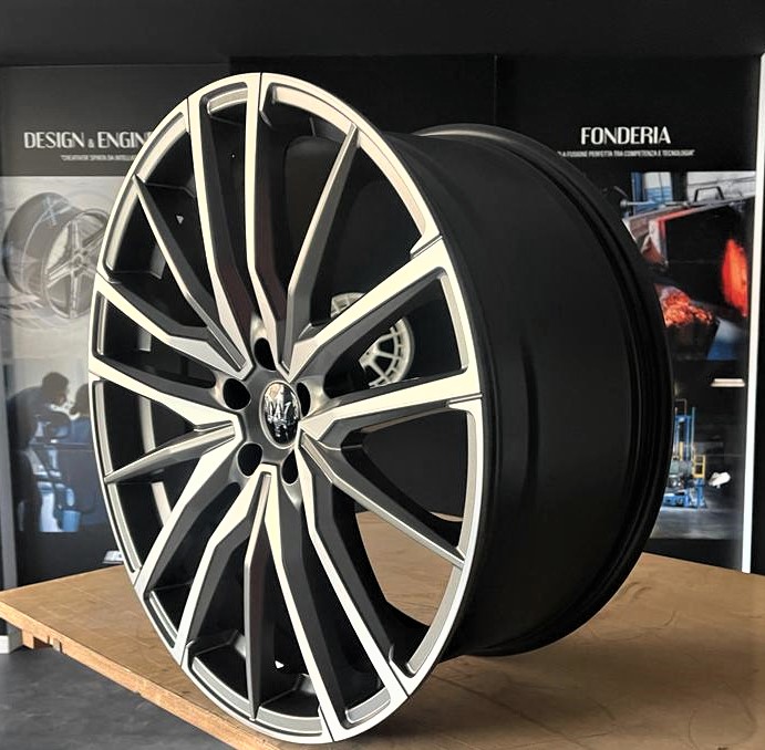 GMP / SPARTA / MATT ANTHRACITE DIAMOND<br>10,5J20" 5X114,3 43 67,10
