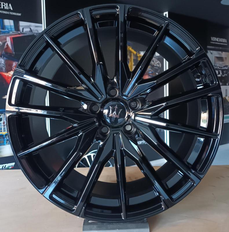 GMP / SPARTA / GLOSSY BLACK<br>10,5J21" 5X114,3 43 67,10