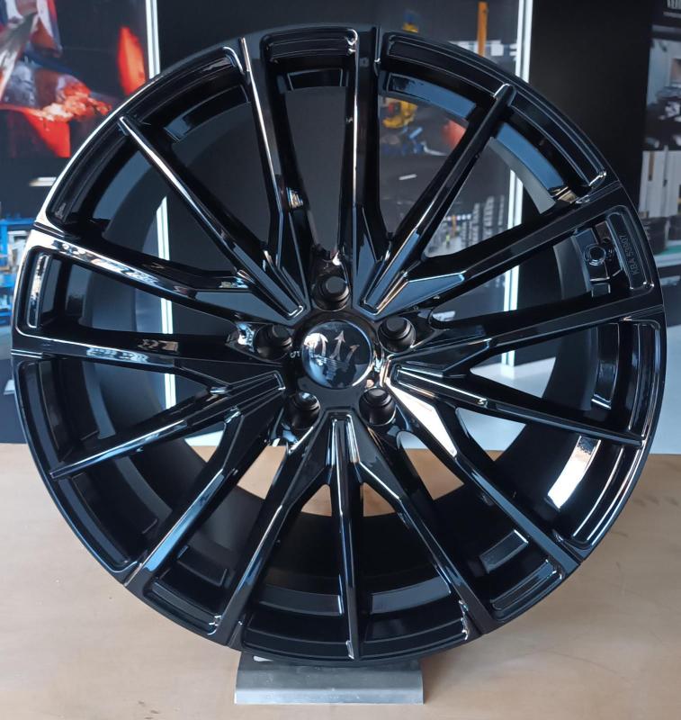 GMP / SPARTA / GLOSSY BLACK<br>9,5J22" 5X114,3 37 67,10