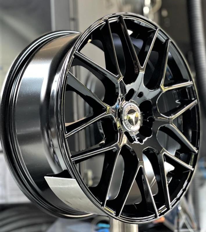 GMP / BERGHEM / GLOSSY BLACK<br>10,0J21" 5X130 33 84,10