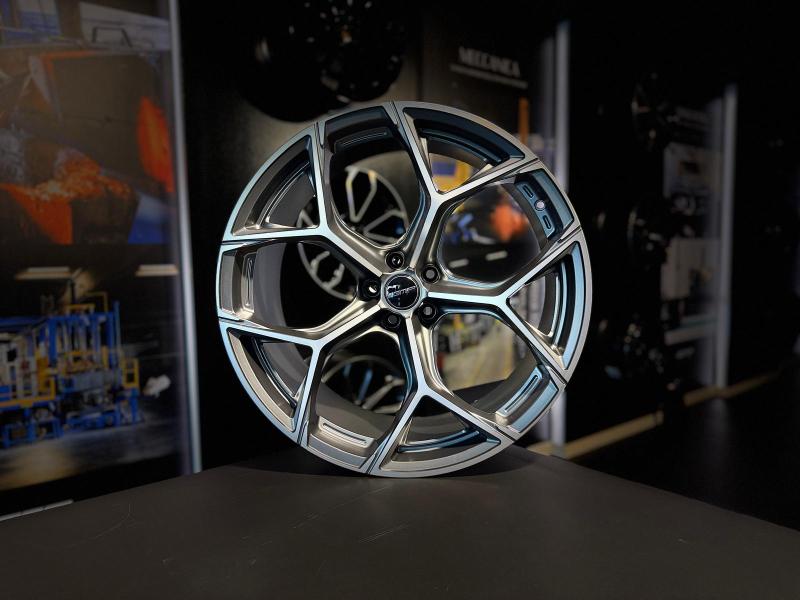 Cerchio GMP: ULTRIVITY / MATT ANTHRACITE DIAMOND