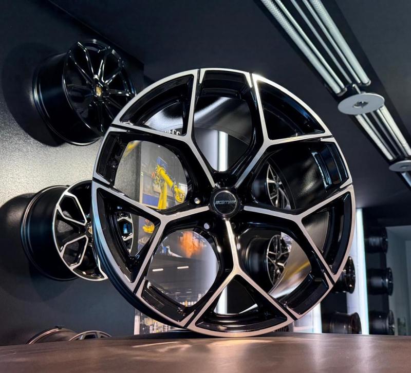 Cerchio GMP: ULTRIVITY / BLACK DIAMOND