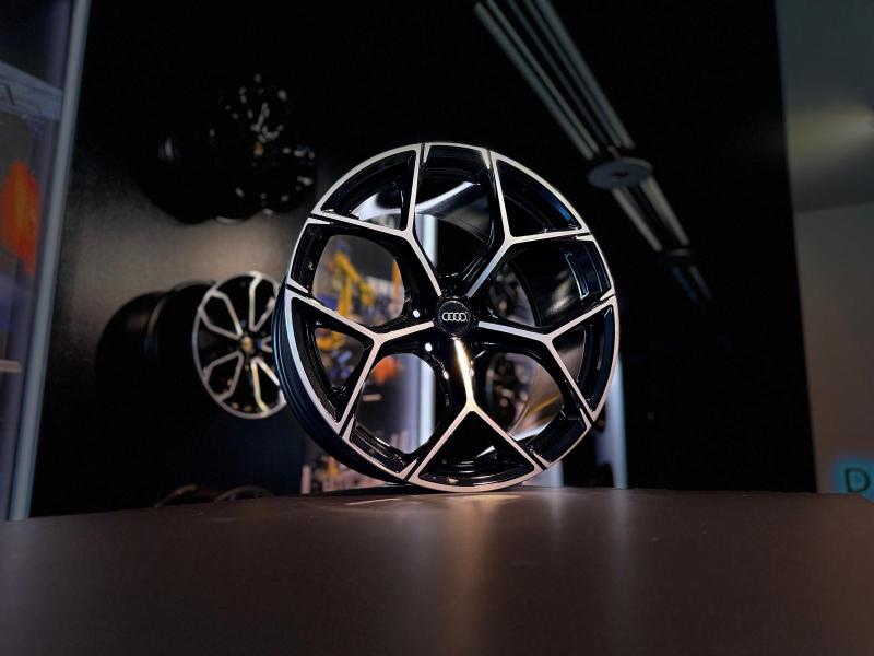 Cerchio GMP: ULTRIVITY / BLACK DIAMOND