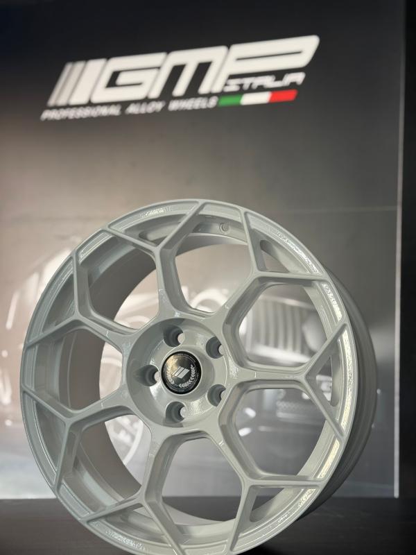 Cerchio GMP: RACEWAY / BIANCO CORSA