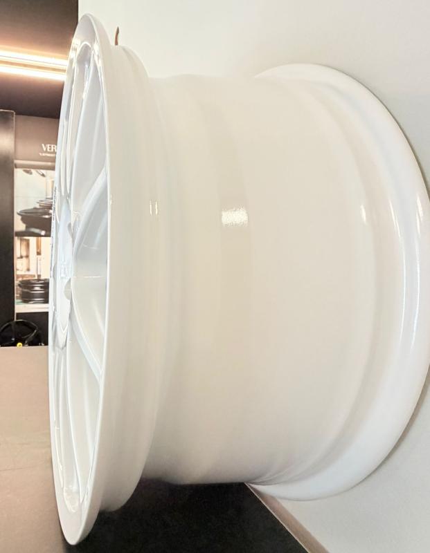SPEEDLINE / TURINI 2120 / WHITE<br>7,0J17" 4X98 25 58,10