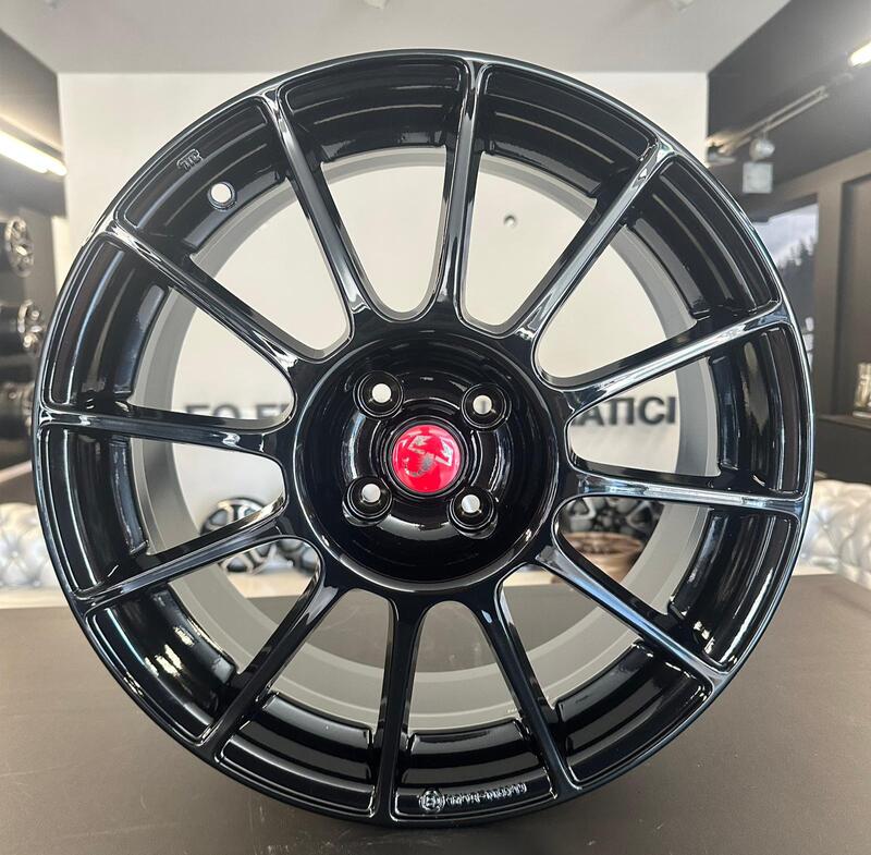 MAK / HAVALON / GLOSS BLACK<br>7,0J17" 4X100 35 58,10